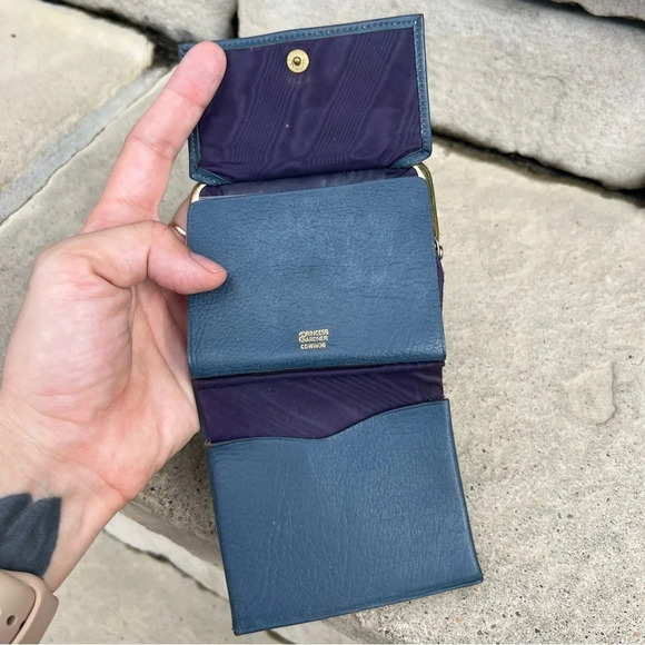 Vintage Princess Gardner Ciwhide small wallet 4" by 3.5" - Picture 4 of 9